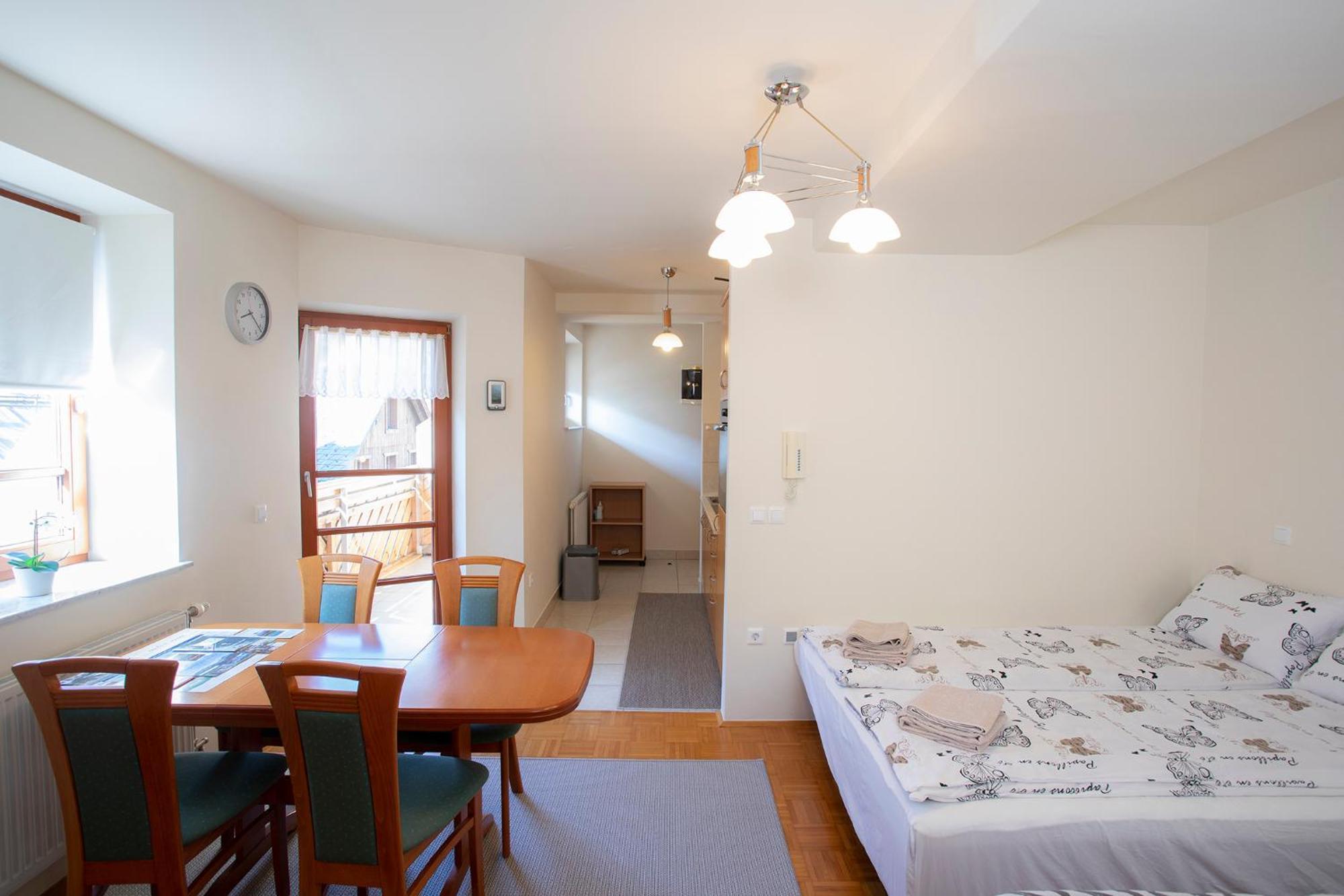 Apartment Tinka Kranjska Gora Phòng bức ảnh